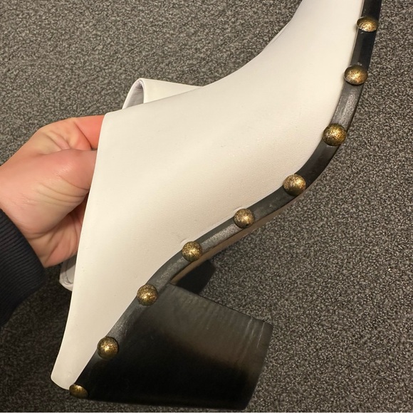 Ilio Smeraldo x Grece Ghanem Western Mule in White - Picture 7 of 11